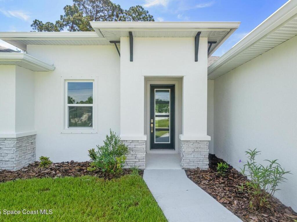 1328 Washburn Street, Palm Bay, FL 32909