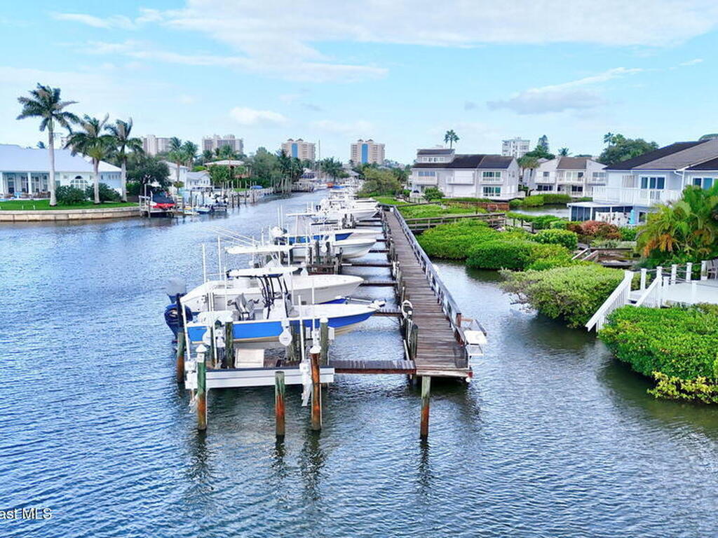 2486 Harbour Cove Drive, Hutchinson Island, FL 34949