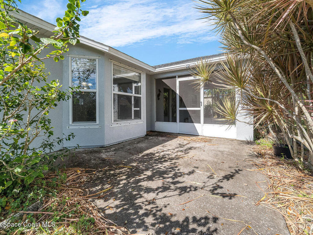 735 Crestline Lane, Palm Bay, FL 32907