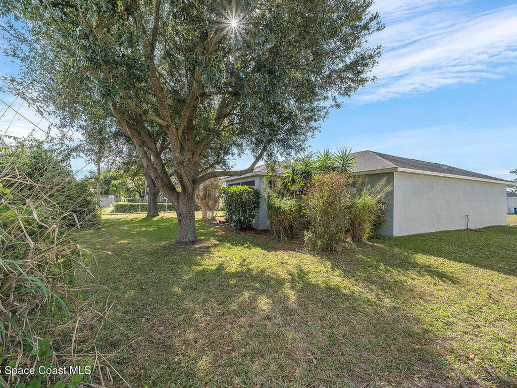 735 Crestline Lane, Palm Bay, FL 32907