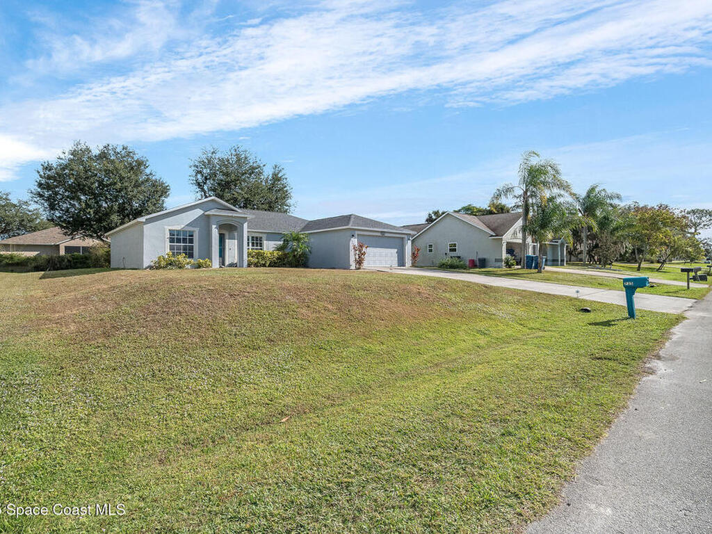 735 Crestline Lane, Palm Bay, FL 32907