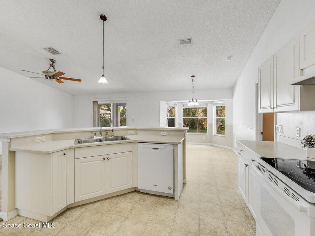 735 Crestline Lane, Palm Bay, FL 32907