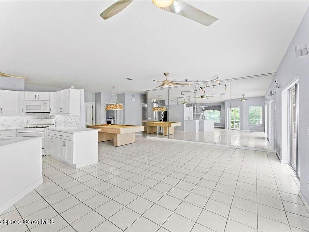 990 Harbor Pines Drive, Merritt Island, FL 32952