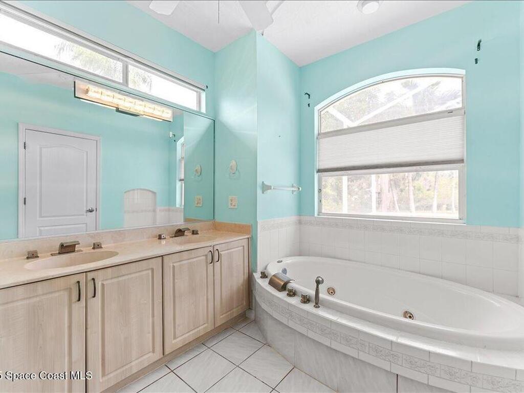 990 Harbor Pines Drive, Merritt Island, FL 32952