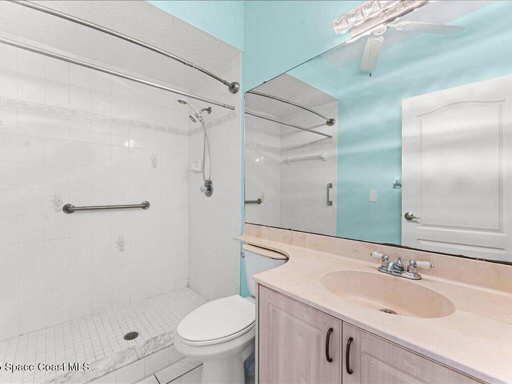 990 Harbor Pines Drive, Merritt Island, FL 32952