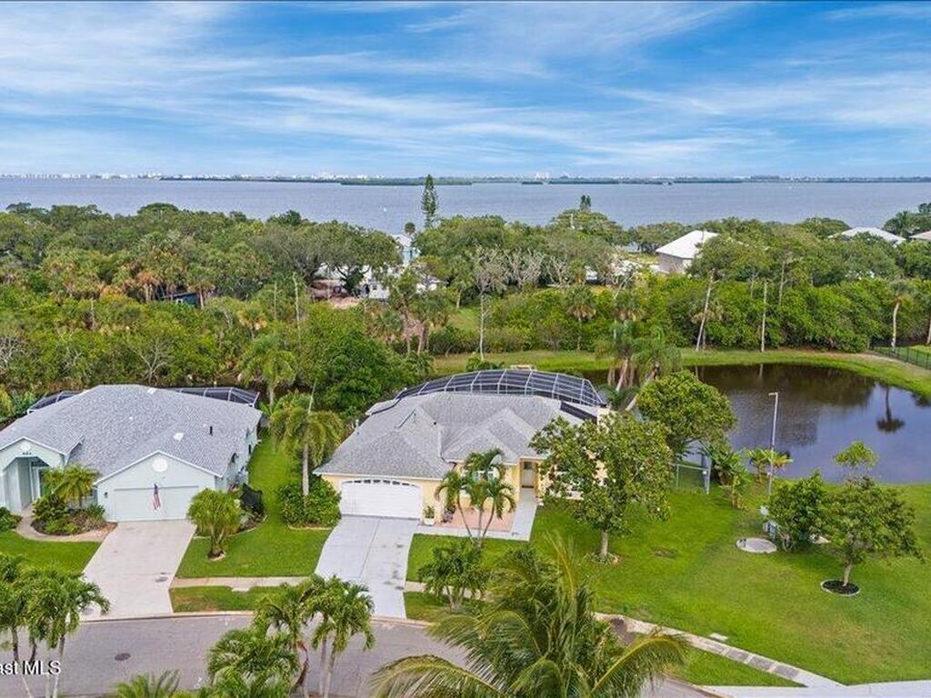 990 Harbor Pines Drive, Merritt Island, FL 32952