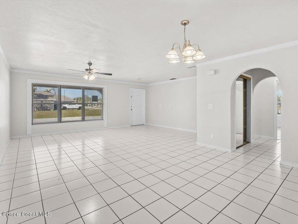 402 SW Sansom Lane, Port St. Lucie, FL 34953