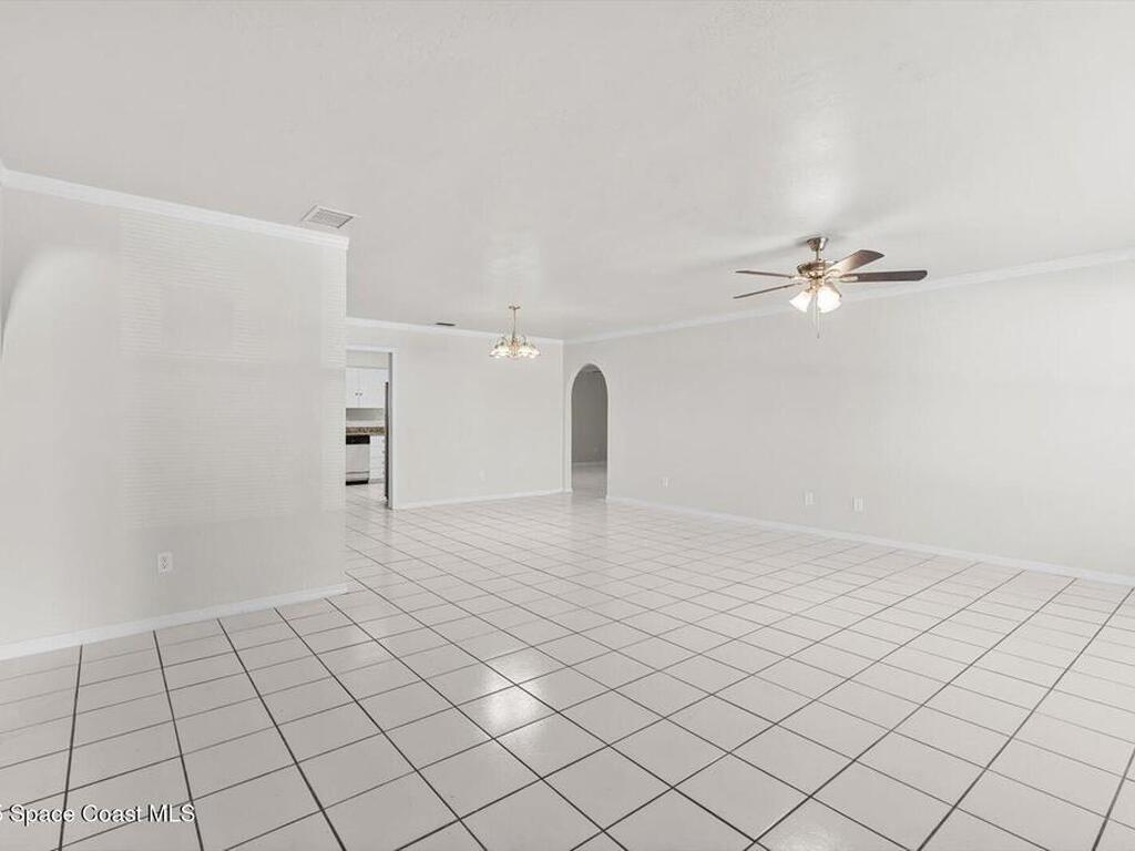 402 SW Sansom Lane, Port St. Lucie, FL 34953