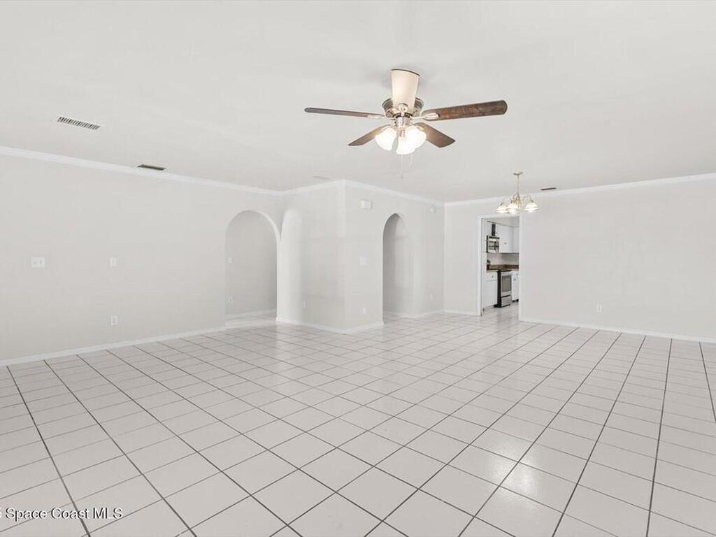 402 SW Sansom Lane, Port St. Lucie, FL 34953