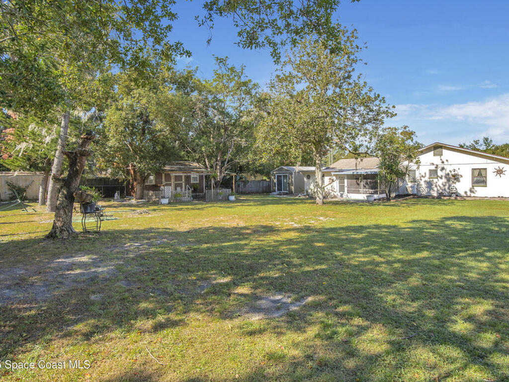 11 Aster Drive, DeBary, FL 32713