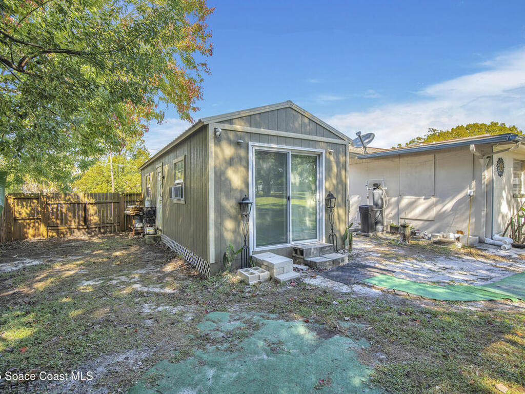 11 Aster Drive, DeBary, FL 32713