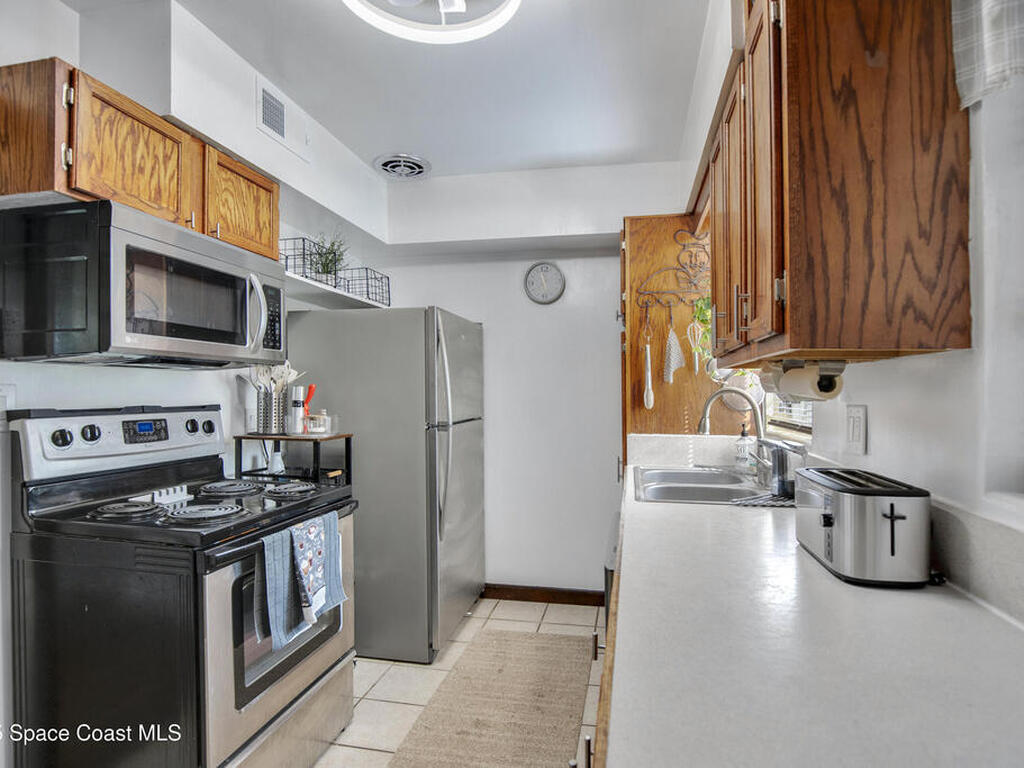 11 Aster Drive, DeBary, FL 32713