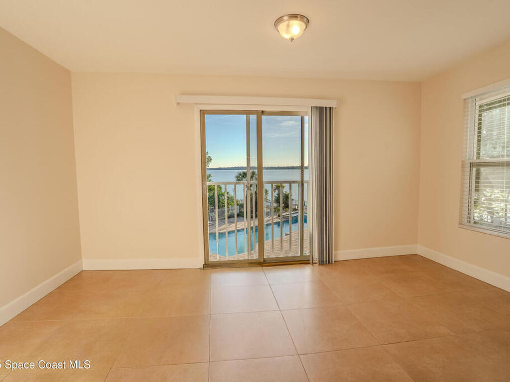 225 S Tropical Trail, Merritt Island, FL 32952