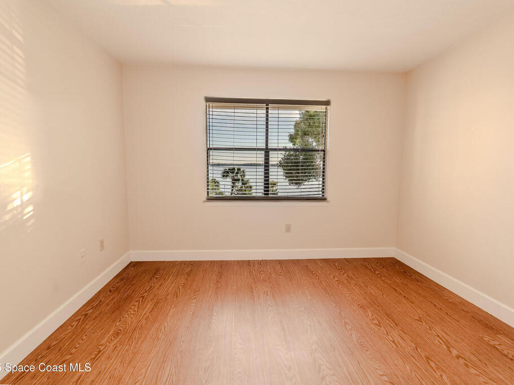 225 S Tropical Trail, Merritt Island, FL 32952