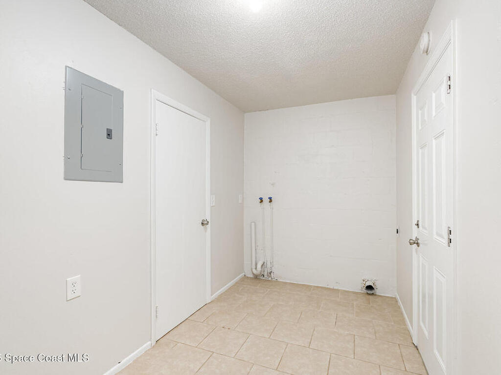 1122 Manatee Drive, Rockledge, FL 32955