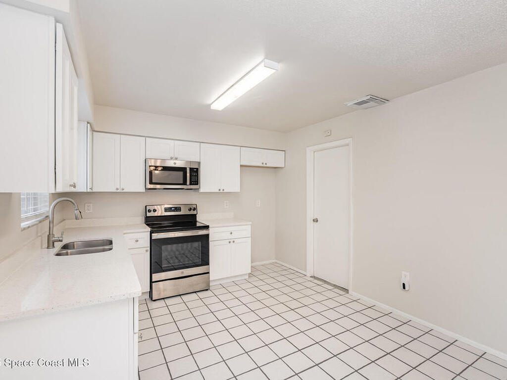 1122 Manatee Drive, Rockledge, FL 32955