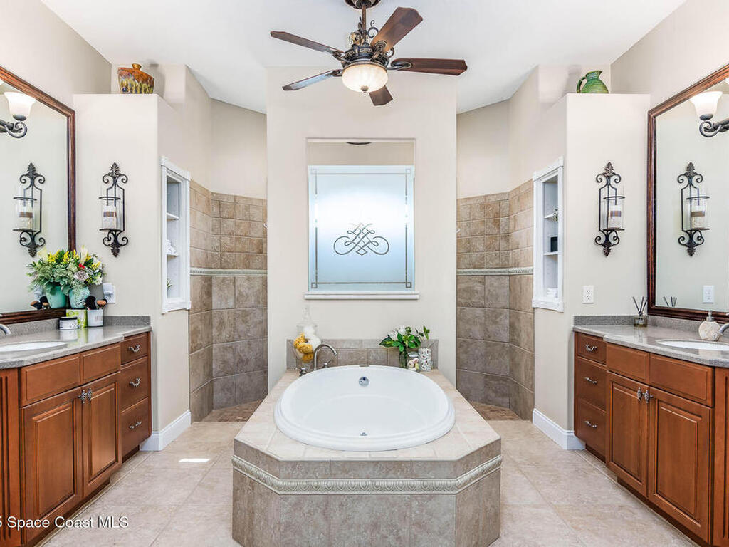 6115 Anello Drive, Melbourne, FL 32940