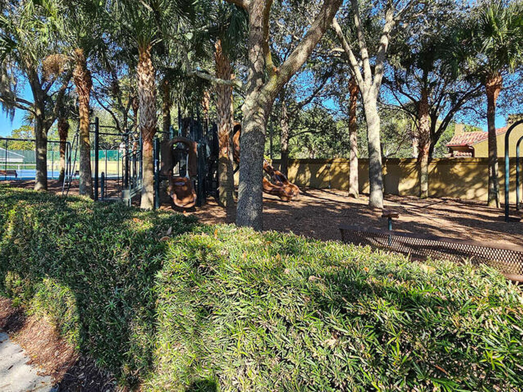 6115 Anello Drive, Melbourne, FL 32940