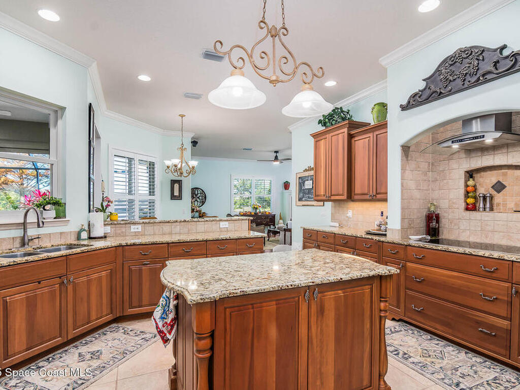 6115 Anello Drive, Melbourne, FL 32940