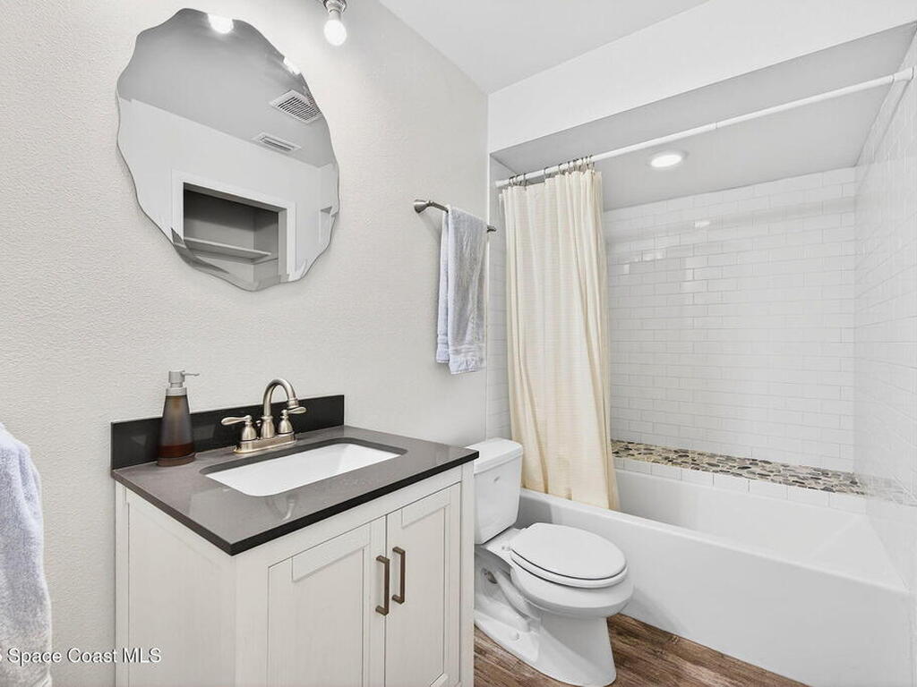 2261 Kent Street, Palm Bay, FL 32907