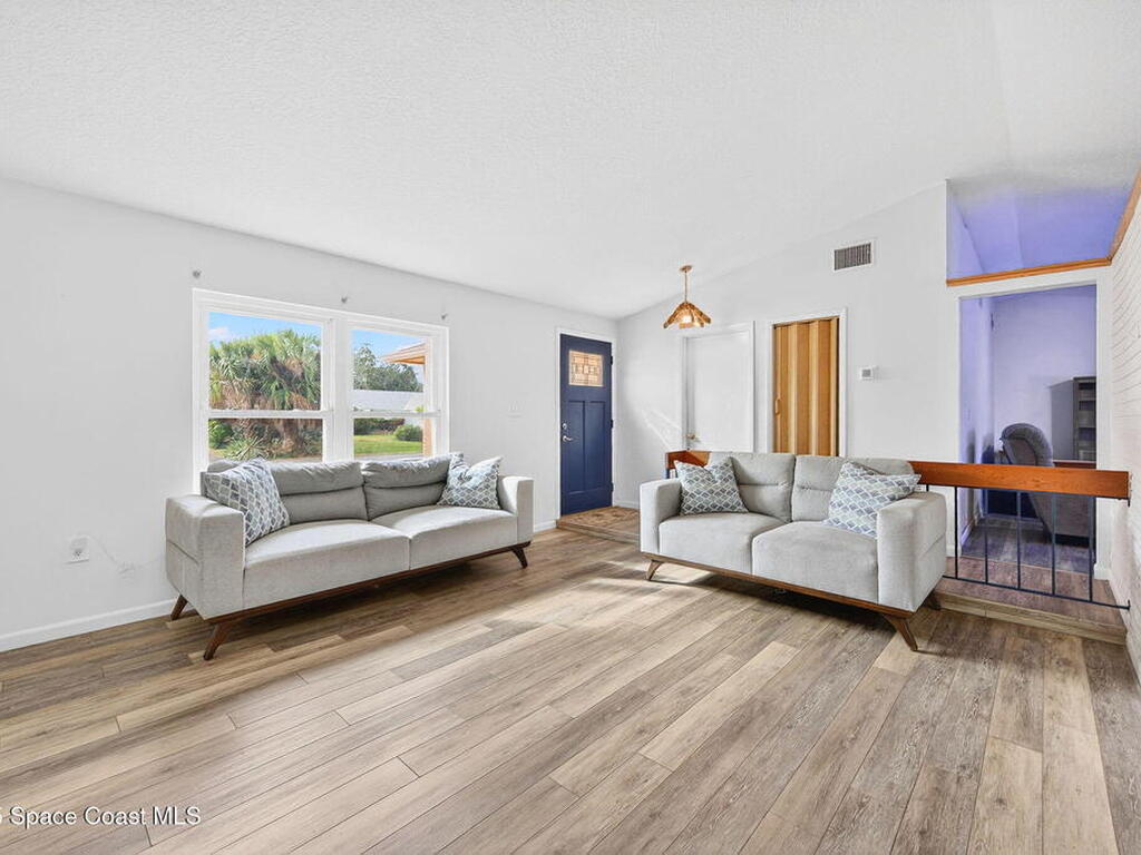 2261 Kent Street, Palm Bay, FL 32907