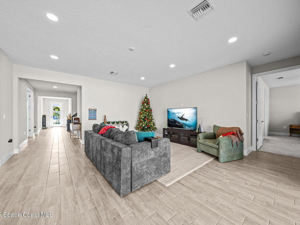 2846 Silverlefe Lane, Melbourne, FL 32940