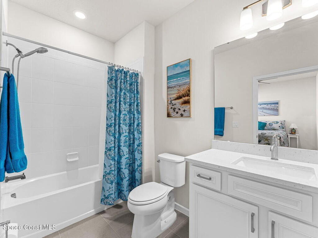 8870 Shoreline Avenue, Melbourne, FL 32940