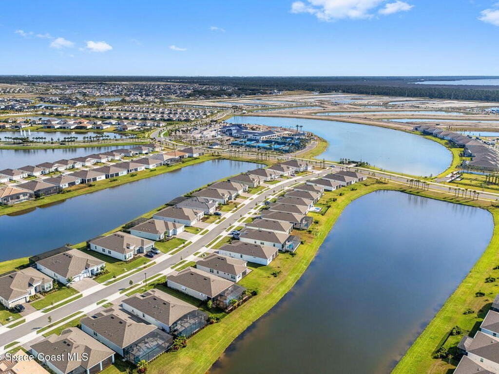 8870 Shoreline Avenue, Melbourne, FL 32940