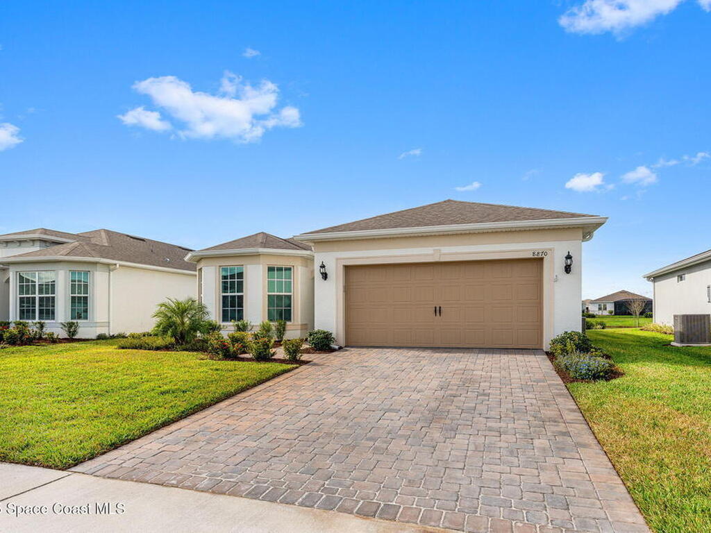 8870 Shoreline Avenue, Melbourne, FL 32940