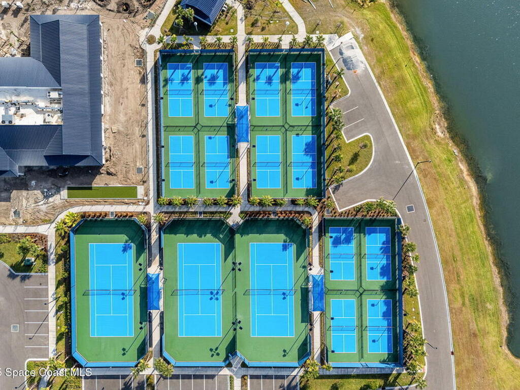 8870 Shoreline Avenue, Melbourne, FL 32940