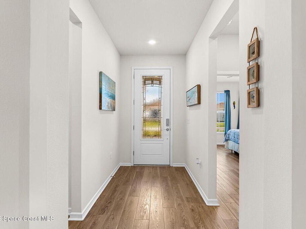 8870 Shoreline Avenue, Melbourne, FL 32940