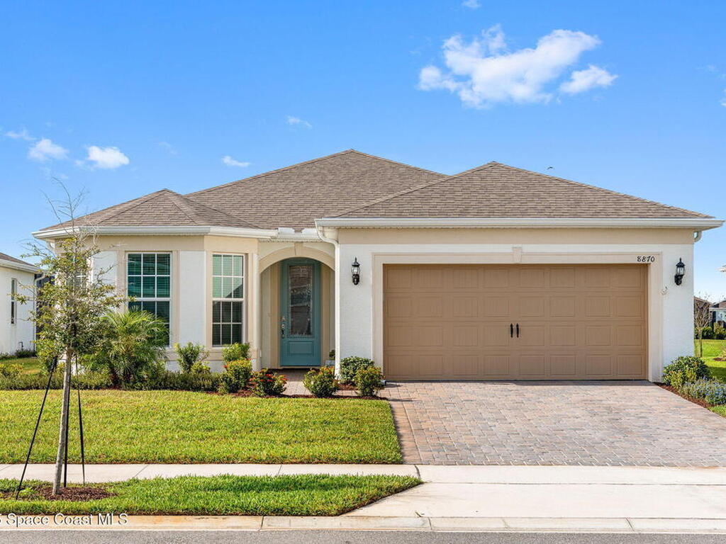 8870 Shoreline Avenue, Melbourne, FL 32940