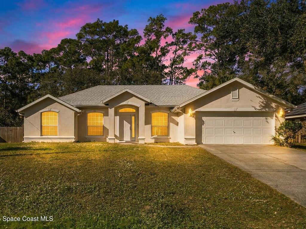152 Greenbrier Avenue, Palm Bay, FL 32907