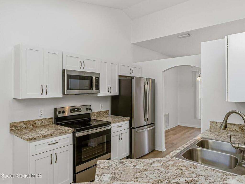 152 Greenbrier Avenue, Palm Bay, FL 32907