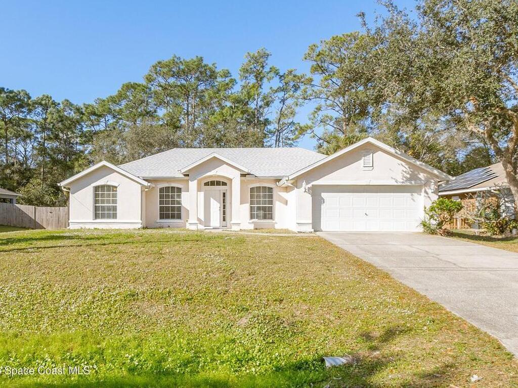 152 Greenbrier Avenue, Palm Bay, FL 32907