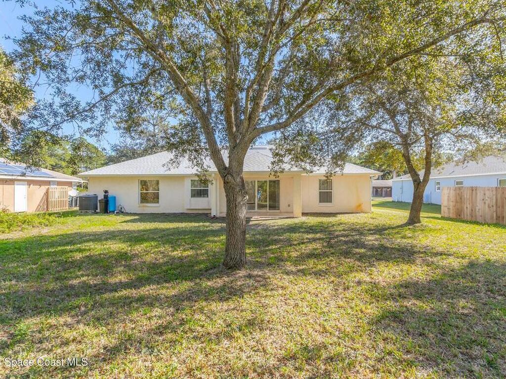 152 Greenbrier Avenue, Palm Bay, FL 32907