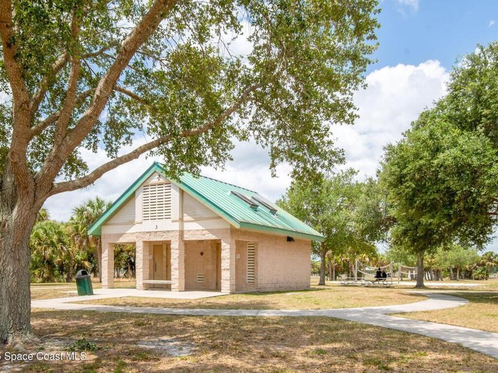 152 Greenbrier Avenue, Palm Bay, FL 32907