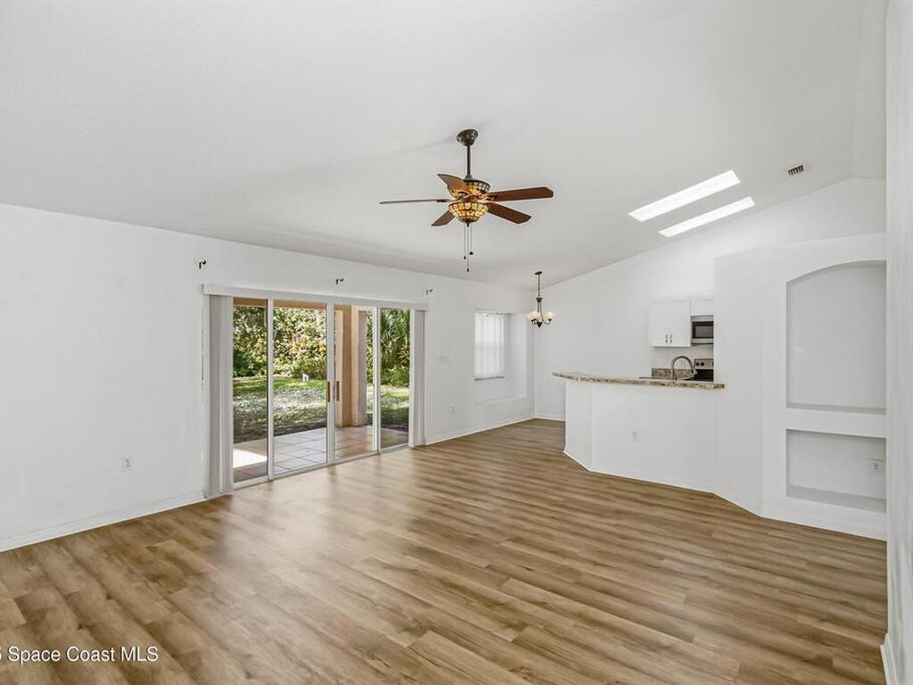 152 Greenbrier Avenue, Palm Bay, FL 32907