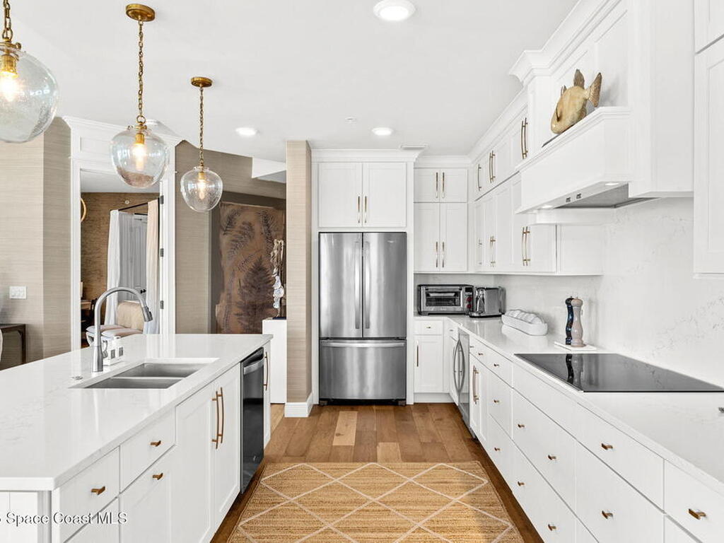 1725 N Highway A1A, Indialantic, FL 32903