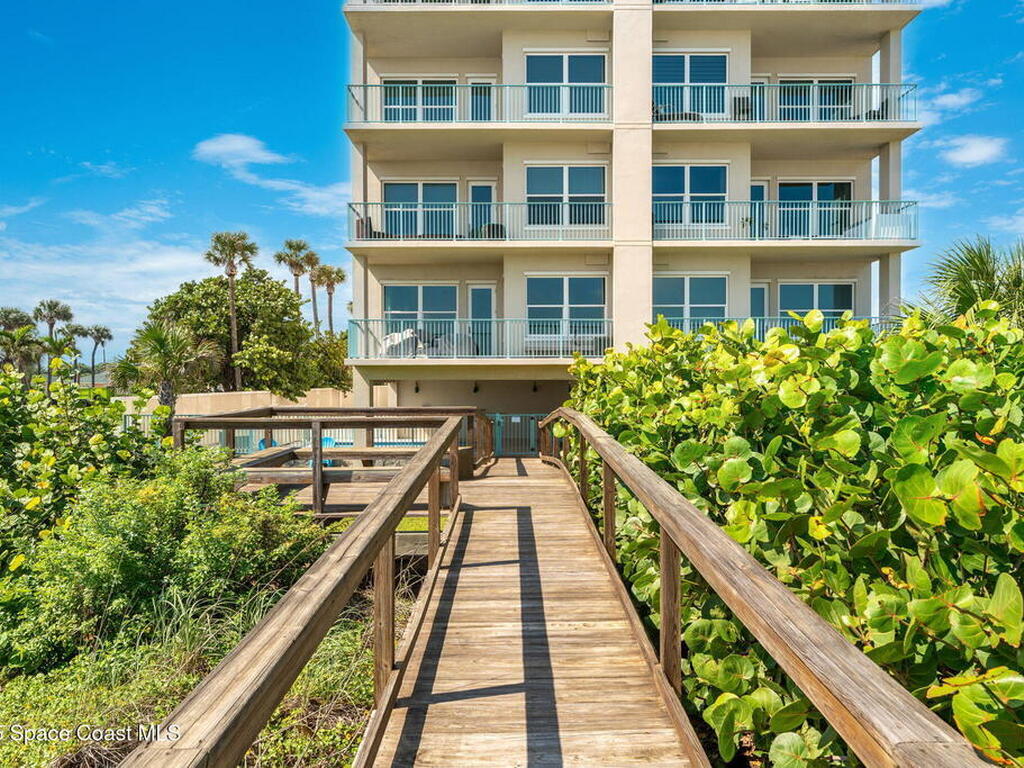 1725 N Highway A1A, Indialantic, FL 32903