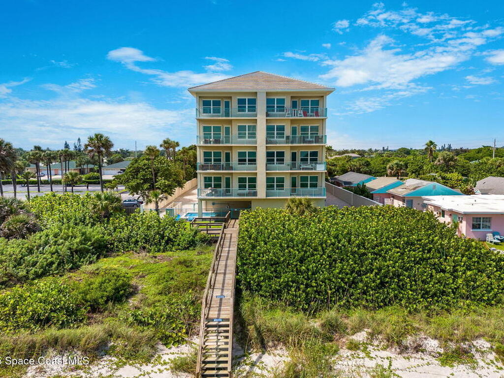 1725 N Highway A1A, Indialantic, FL 32903
