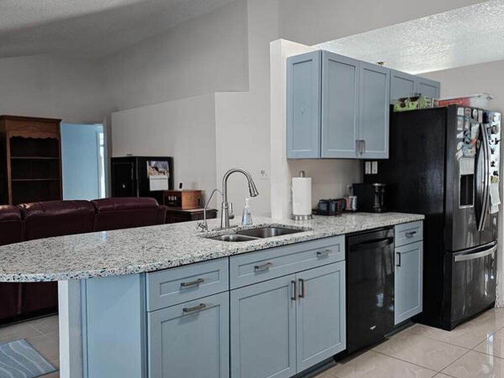 1201 Cheb Place, Palm Bay, FL 32907