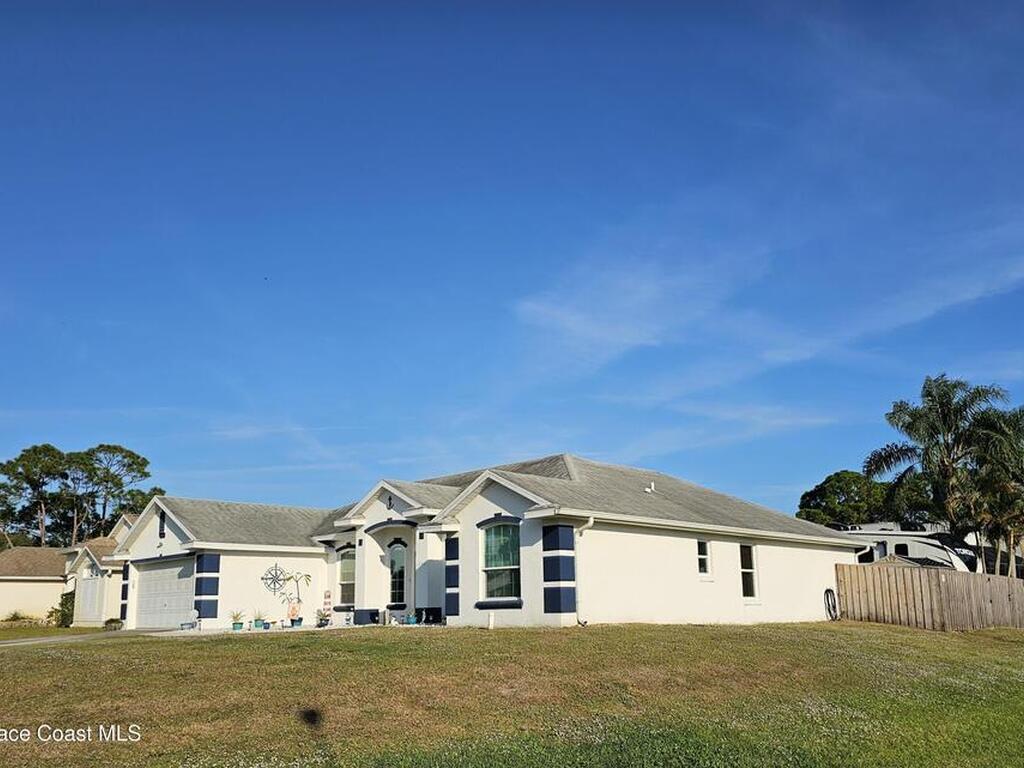 1201 Cheb Place, Palm Bay, FL 32907