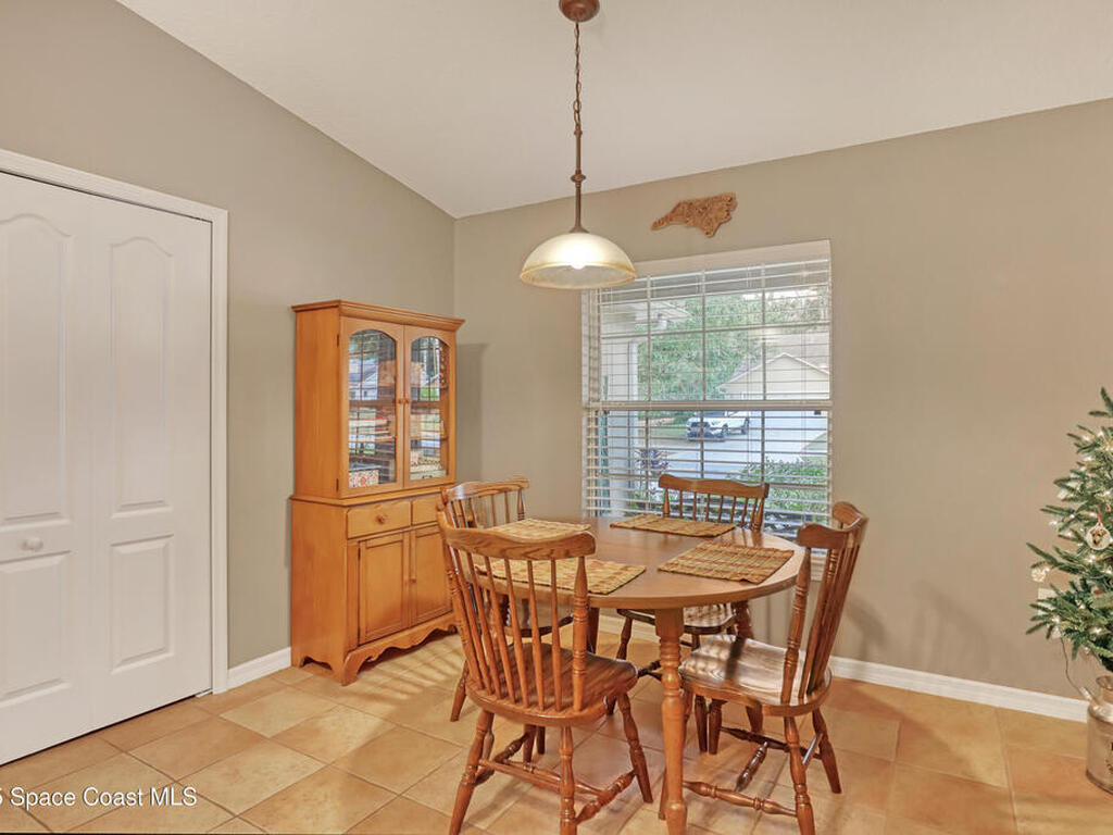 1081 Meadowbrook Road, Palm Bay, FL 32905