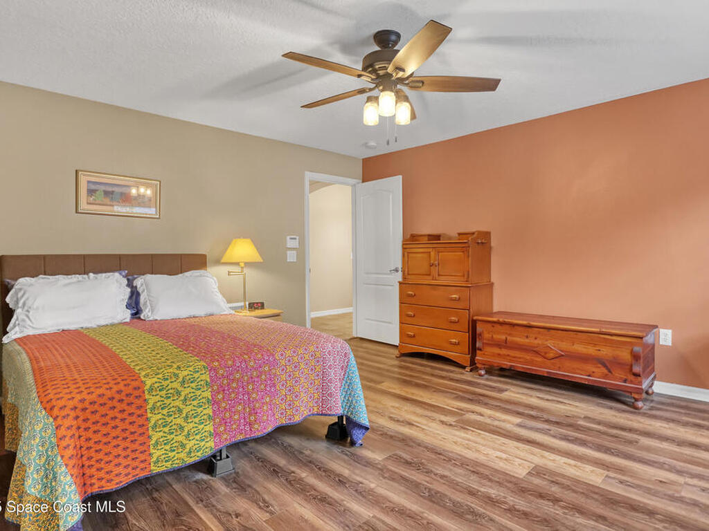 1081 Meadowbrook Road, Palm Bay, FL 32905