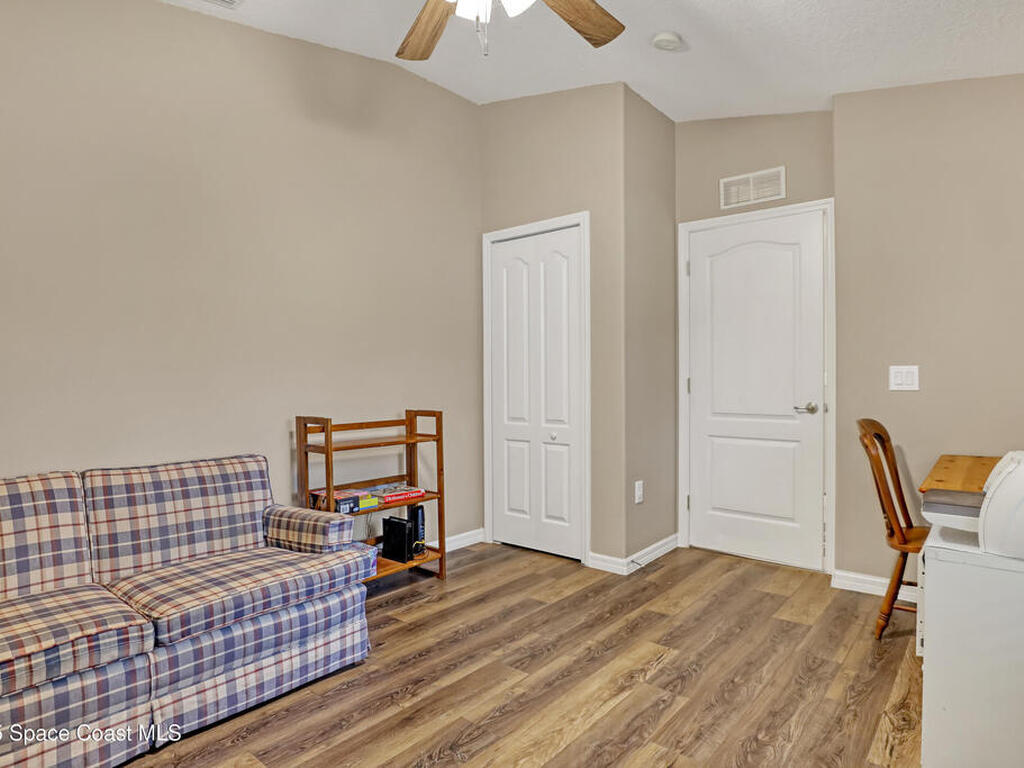 1081 Meadowbrook Road, Palm Bay, FL 32905