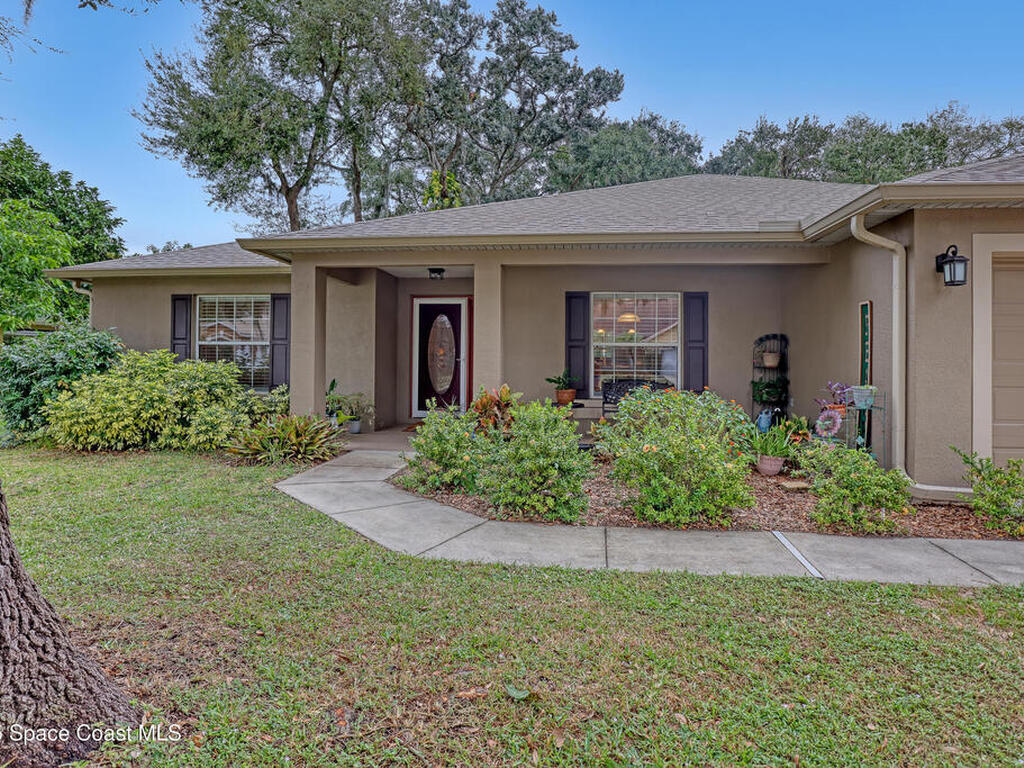 1081 Meadowbrook Road, Palm Bay, FL 32905