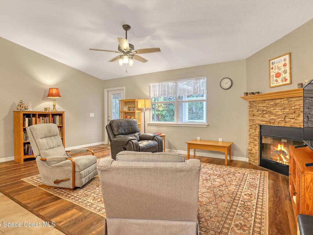 1081 Meadowbrook Road, Palm Bay, FL 32905