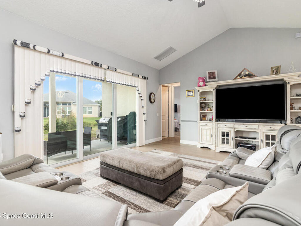 1923 Crossbill Drive, Titusville, FL 32796