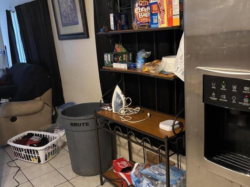 390 7th Road, Vero Beach, FL 32960